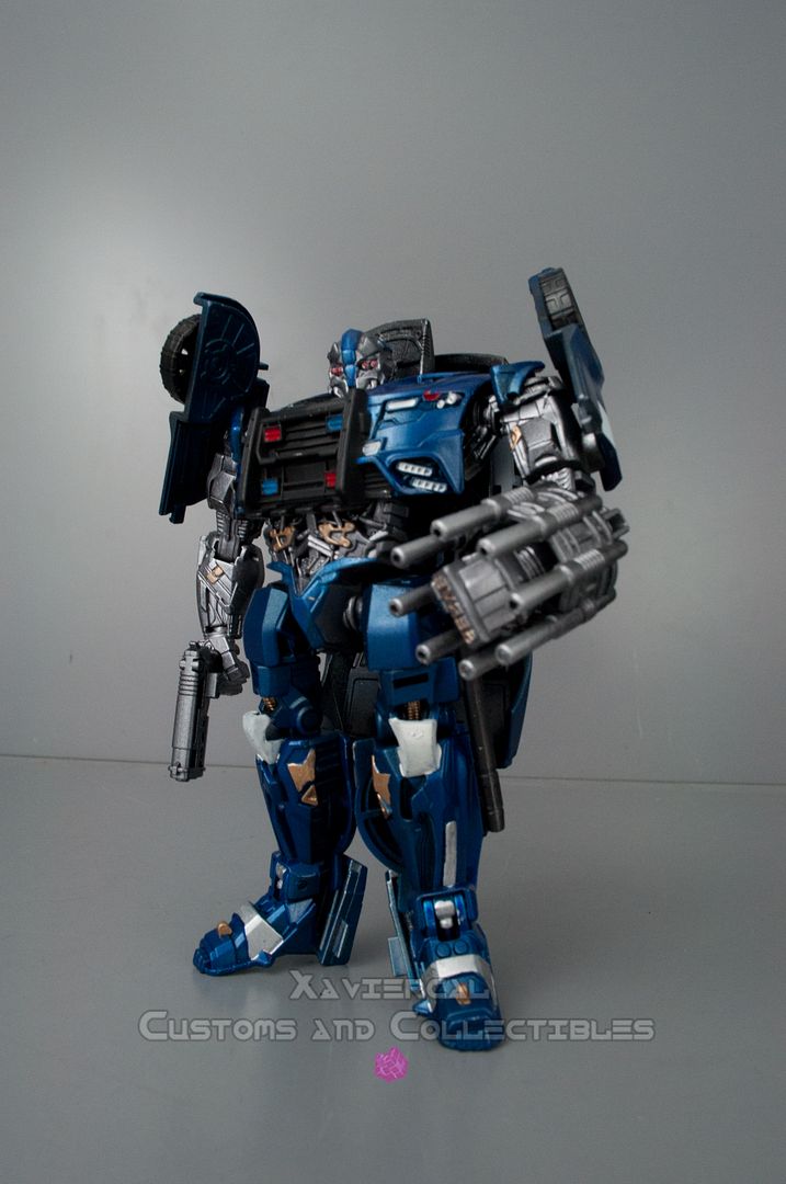 tlk barricade toy