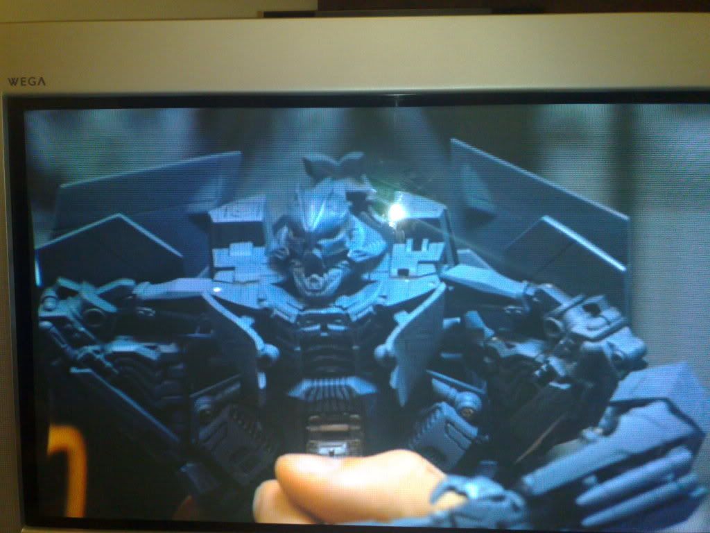 Transformers News: Update: More Leader Class Starscream Teaser Pictures Update: More Leader Starscream Teaser Pictures