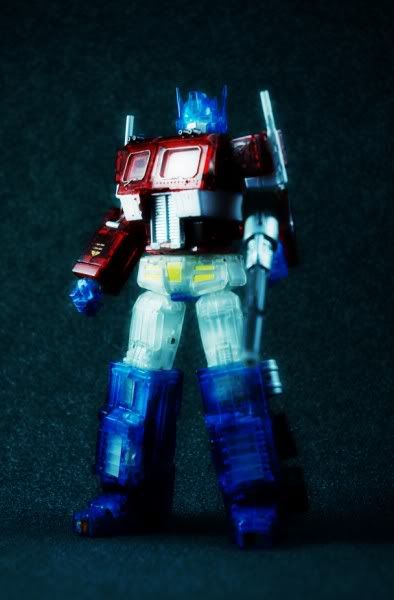 New Images of iGear PP01C Clear Miniature MP Optimus Prime