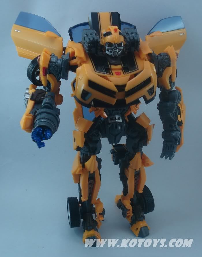 Transformers News: Toy Gallery of Transformers Movie Battle Ops Bumblebee Image