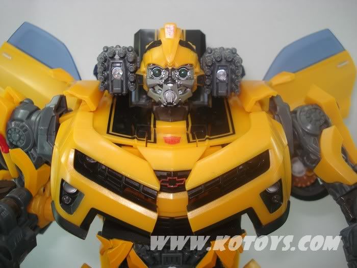 Transformers News: Toy Gallery of Transformers Movie Battle Ops Bumblebee Image