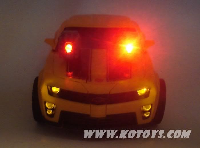 Transformers News: Toy Gallery of Transformers Movie Battle Ops Bumblebee Image