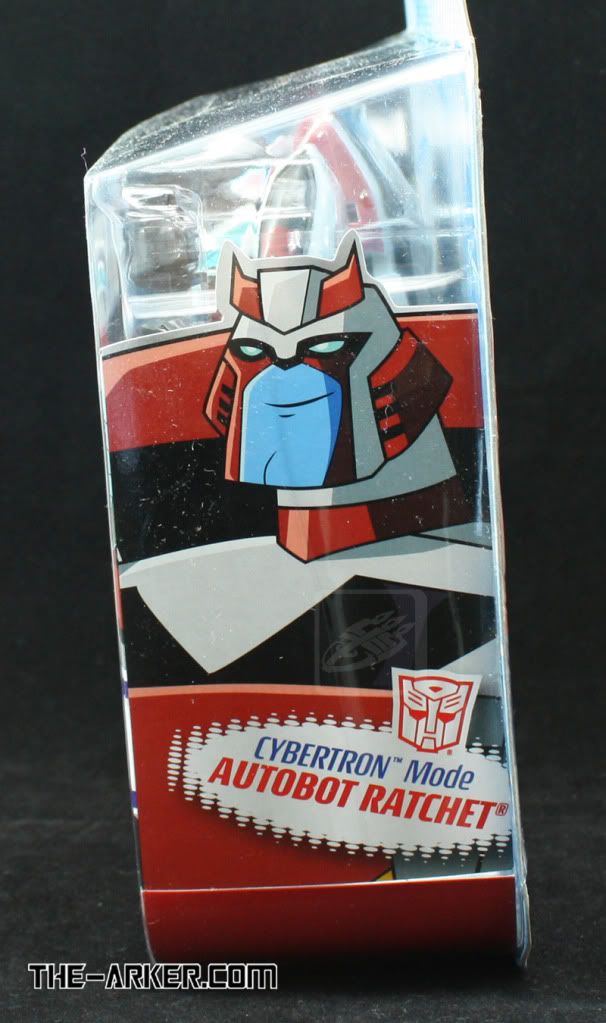 First Look at Packaging of Animated Cybertron Mode Autobot Ratchet and Arcee *TRU Exclusive*