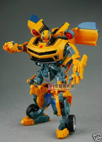New Images of ROTF NEST Soundwave & Bumble Bee