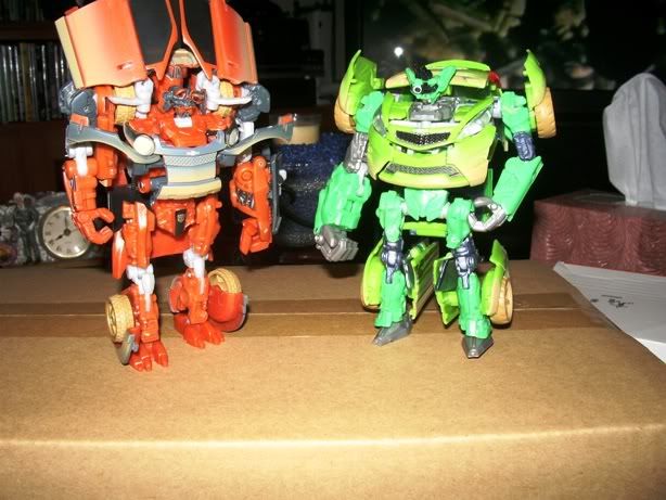 Transformers News: Toy Images of Lawson Exclusive ROTF DVD - Skids & Mudflap Desert Version Toy Images of Lawson Exclusive ROTF DVD - Skids & Mudflap Dessert Version