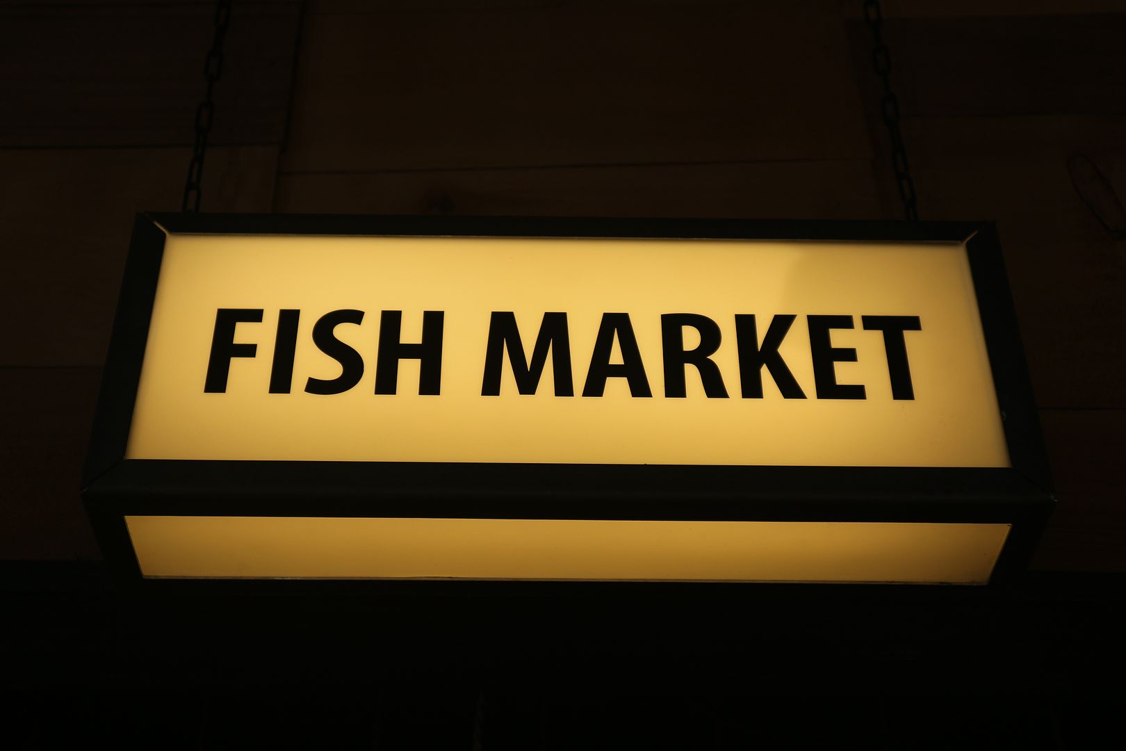  photo pesca-fish-market-sign.jpg