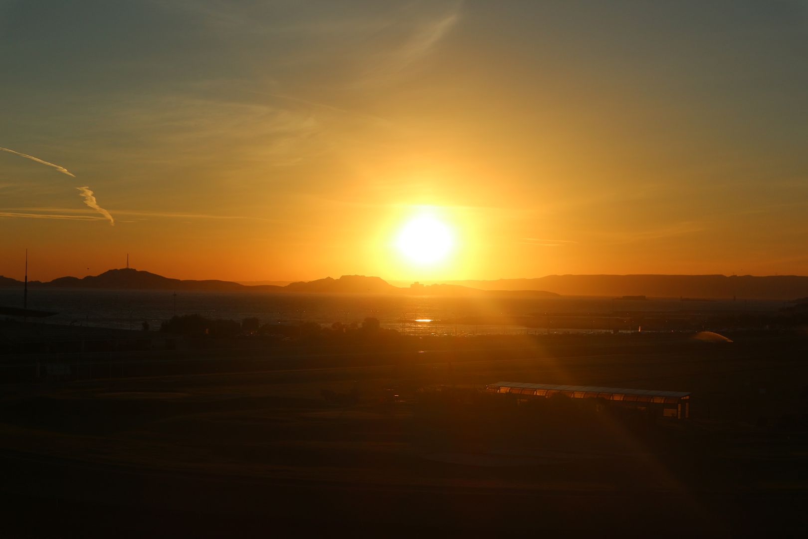 photo zonsondergang-Villa-Massa-Marseille.jpg